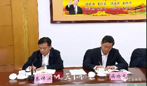 市委常委,政法委书记秦传滨,市委常委,副市长徐群,市委常委,秘书长