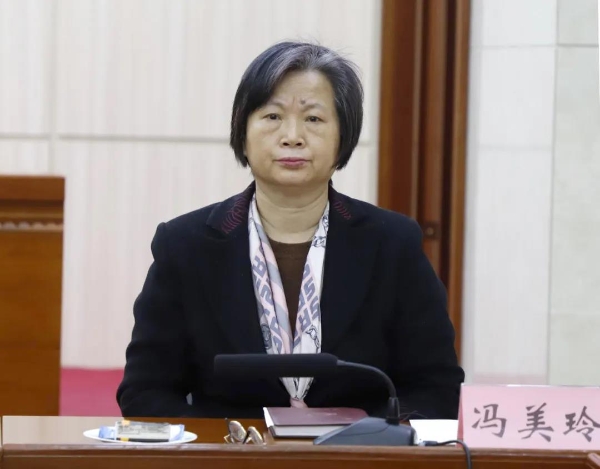 区委副书记,区长秦蕾,区人大常委会主任高永胜,区政协主席冯美玲,区