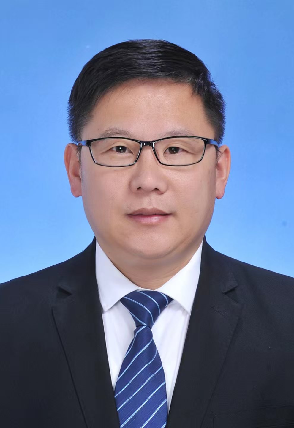 李爱宾.jpg